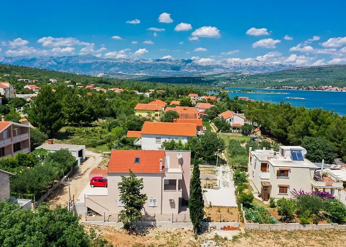 Lelu Apartman Pridraga