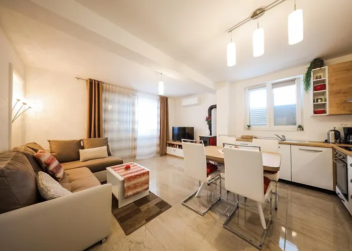 Lelu Apartment