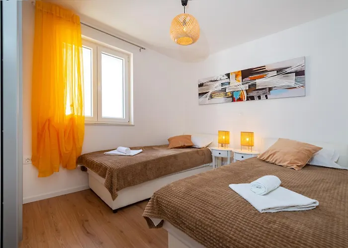 Apartment Lelu Pridraga