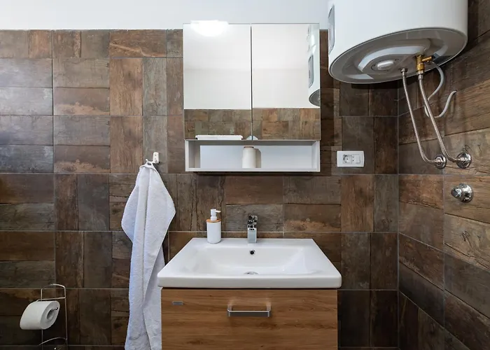 Apartment Lelu *