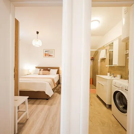 Lelu شقة Pridraga