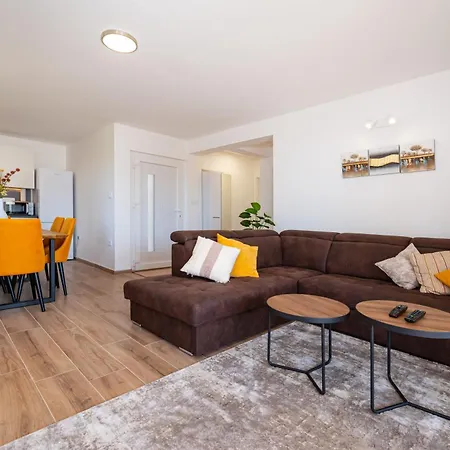 Apartman Lelu
