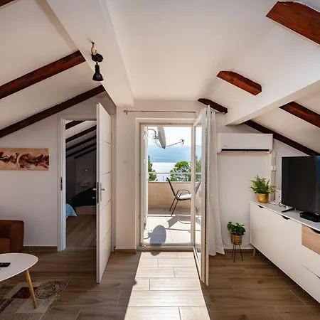 Lelu Apartman