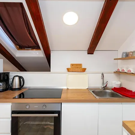 Lelu Apartman *